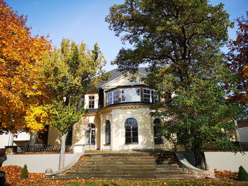 Herbstzeit ist Vorsorgezeit: Mit kluger Heizölplanung sicher und günstig durch den Winter